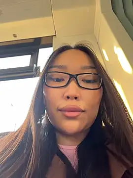 trytomakememoam's Live XXX Chat