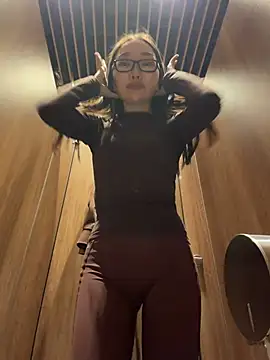 trytomakememoam Live XXX-Chat