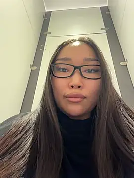 trytomakememoam's Live XXX Chat