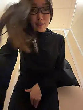 trytomakememoam's Live XXX Chat