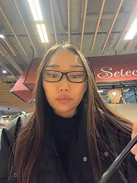 trytomakememoam's Live XXX Chat
