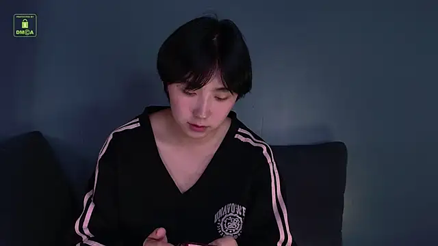 HeejinWang's Webcam Show