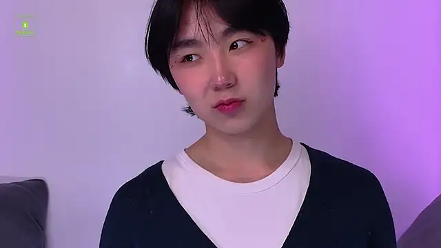 HeejinWang Show in webcam