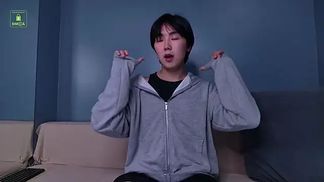 HeejinWang 在線直播表演
