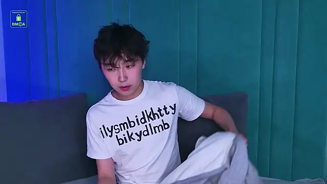 HeejinWang Pertunjukan Webcam
