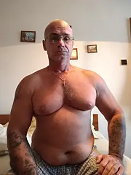 Show modela chcem1975 na web-kameri
