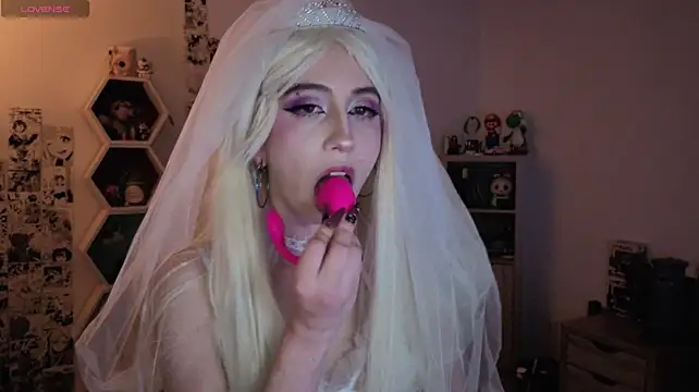 צ'אט XXX בשידור חי של deftsuki
