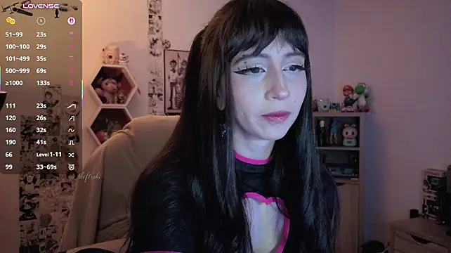 deftsuki XXX чат на живо