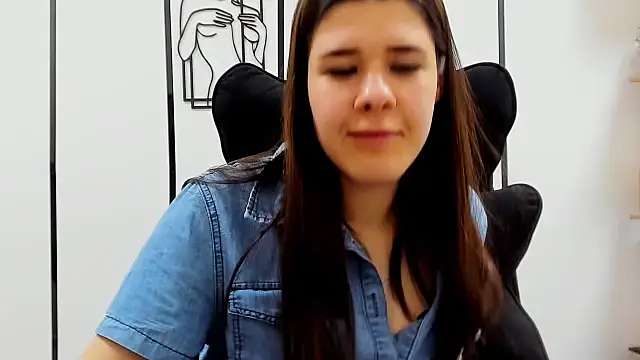 Joannia Live XXX Chat