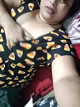 Hot_indian_Milf live XXX chat