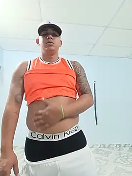 Pokazy przed kamerką – Alex_man23