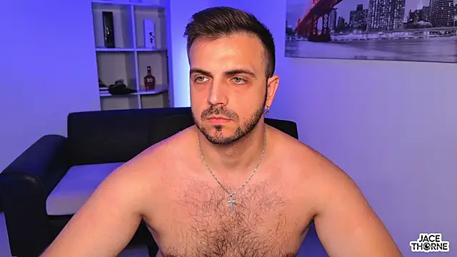 Jace_Thorne Show in webcam