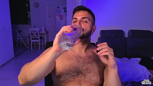 Jace_Thorne Adlı Modelin Web Kamerası Şovu