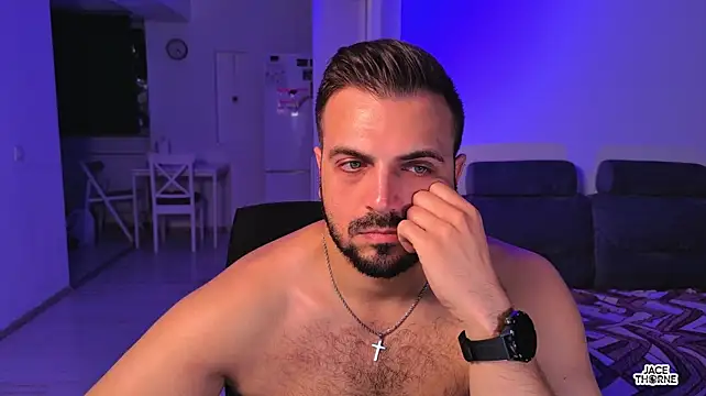 Show modela Jace_Thorne na web-kameri