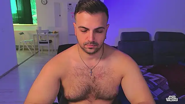 Jace_Thorne Adlı Modelin Canlı XXX Sohbeti