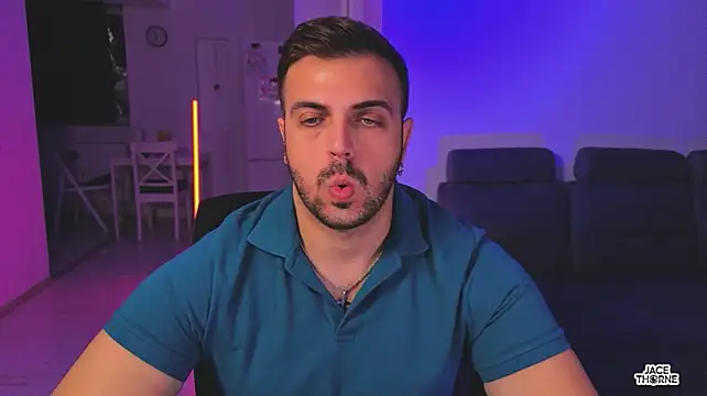 הופעת וובקאם של Jace_Thorne