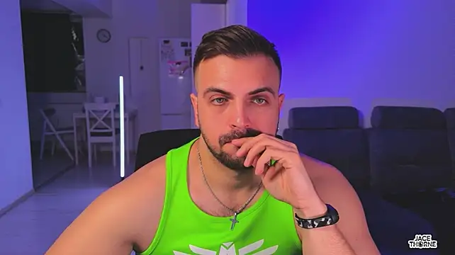 הופעת וובקאם של Jace_Thorne