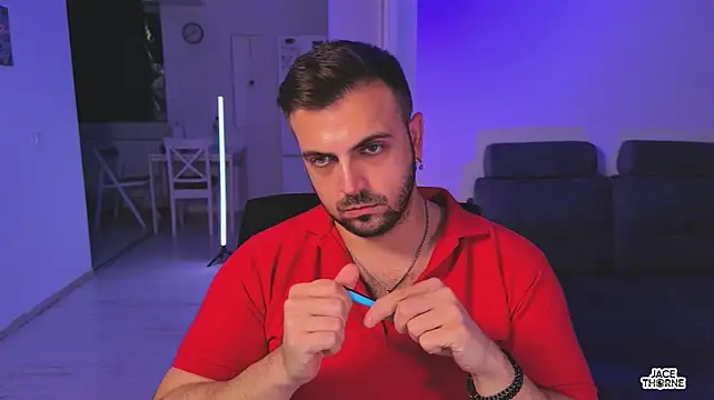 Jace_Thorne: διαδικτυακό σόου στην κάμερα