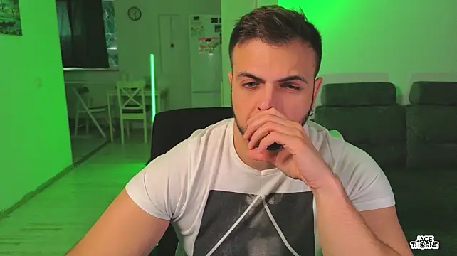 Jace_Thorne: διαδικτυακό σόου στην κάμερα