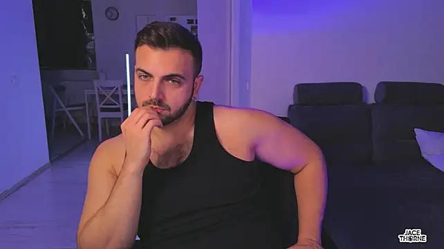 Jace_Thornen Webbikameraesitys