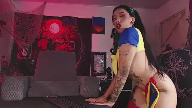 agathaaiko6 Chat XXX in diretta