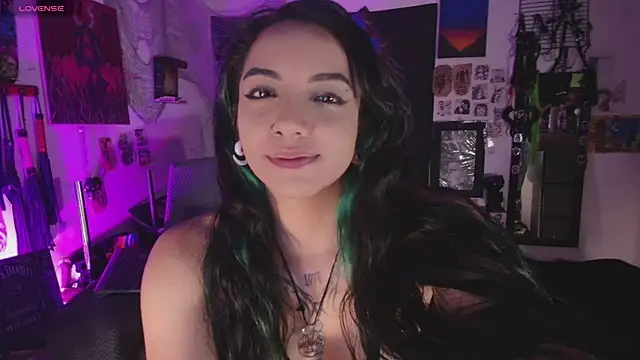agathaaiko6 Live XXX-chat