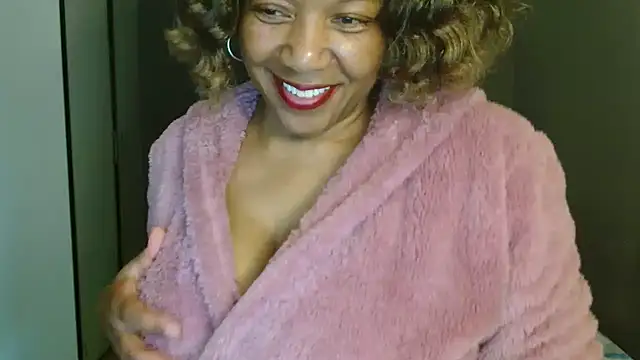 Chatroom XXX en direct de Lillyan_N