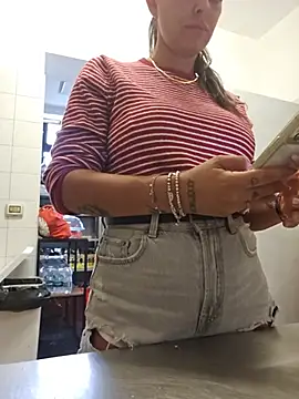 AmandaArt Show in webcam