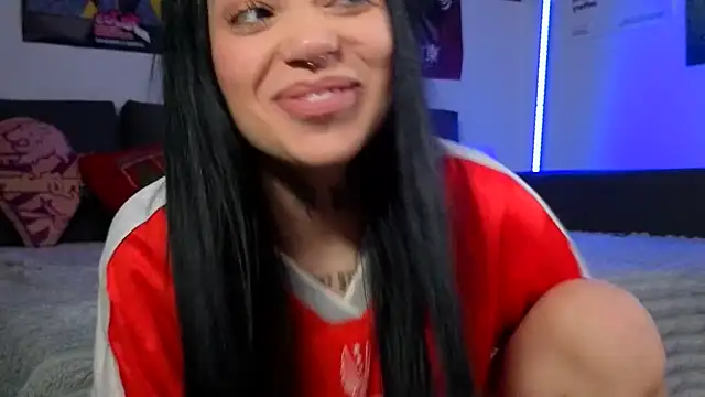 KiraQuinn1 – live chatrum