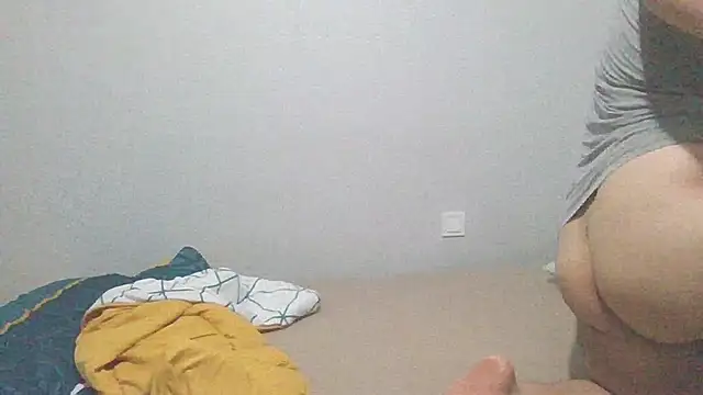 emr077 Webcam show