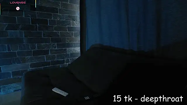 Jade_pleasure_'s Live Chat Room