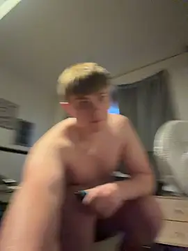 Sammyboy2211 webkamerás műsora
