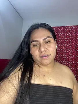 Show de babyjuly19 na webcam