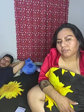 Show de babyjuly19 na webcam