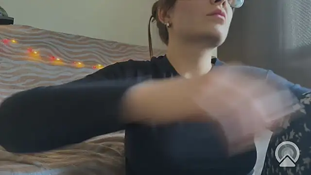 Živý XXX chat Feloraa