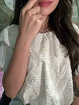 Bella_sexy98 网络视讯表演