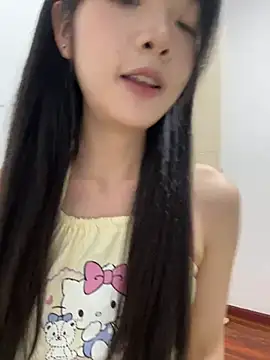 qiqi_x's Webcam Show