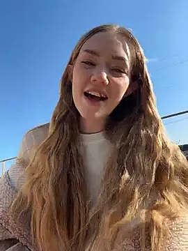 Show modela MilaMoone na web-kameri