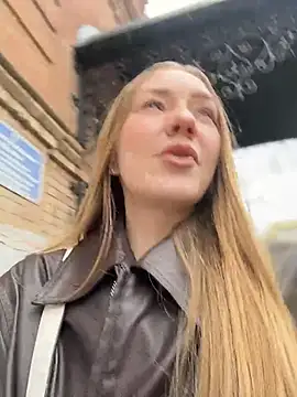 Вебкам-шоу MilaMoone