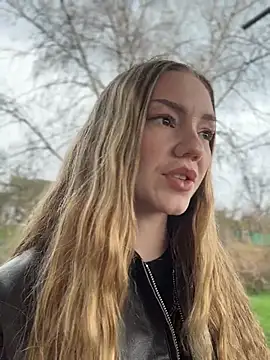 MilaMoone Webcamshow