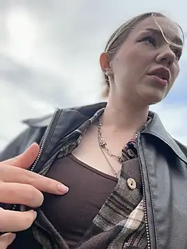 MilaMoone: вебкам-шоу