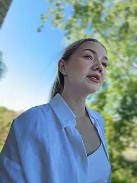 MilaMoone: вебкам-шоу