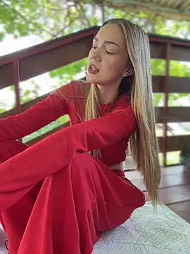 دردشة MilaMoone الجنسية المباشرة