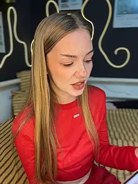 MilaMoone live XXX chat