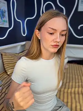 Chat XXX ao vivo de MilaMoone