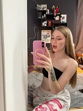 MilaMoone – Live XXX-chat