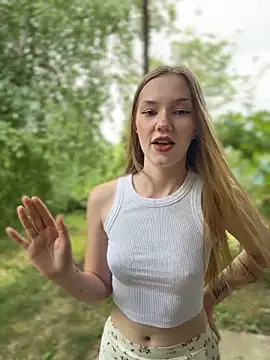 MilaMoone 라이브 XXX 채팅