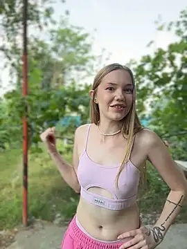 MilaMoone 网络视讯表演