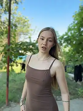 Онлайн чат XXX MilaMoone
