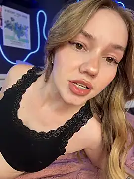 XXX chat uživo modela MilaMoone